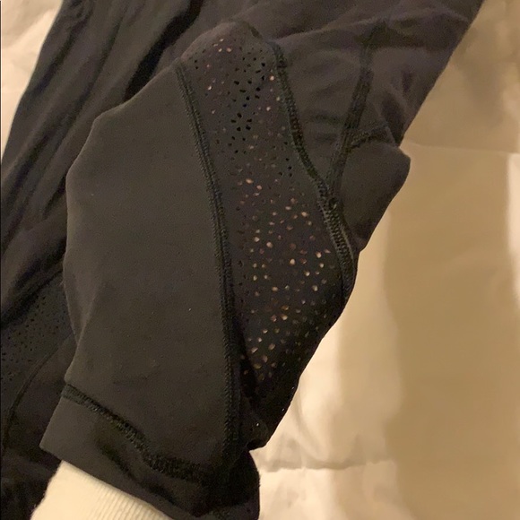 Lululemon leggings! - Picture 2 of 5